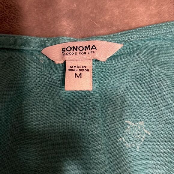 Sonoma teal tank. Medium. White turtle print - Picture 5 of 6